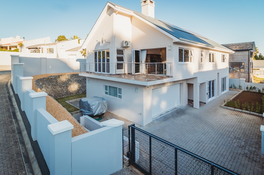 3 Bedroom Property for Sale in Heather Park Western Cape